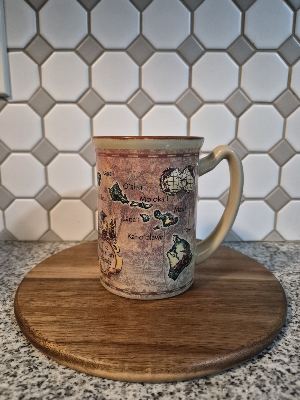 Collectible Vintage Island Heritage Hawaiian Island Map Coffee/Tea Mug 14oz